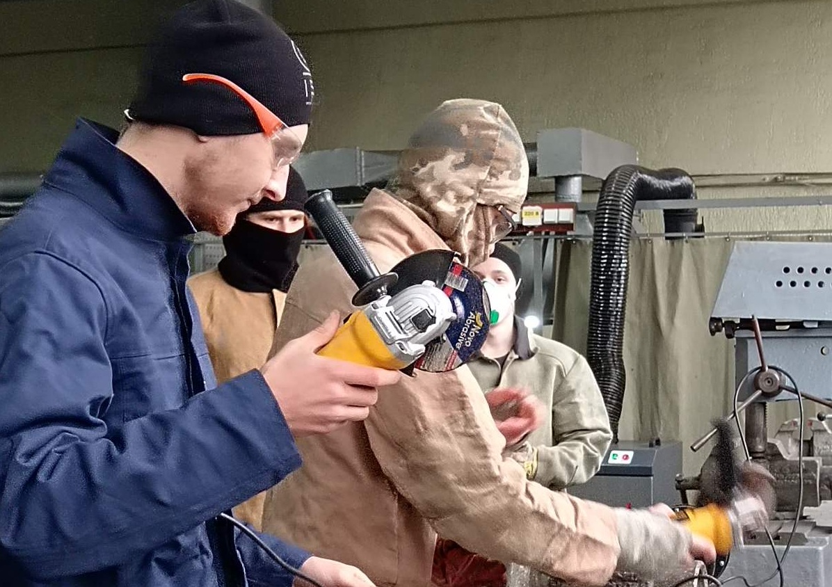 Тріумф професійної майстерності: у КЦПОММ триває  конкурс зварників 