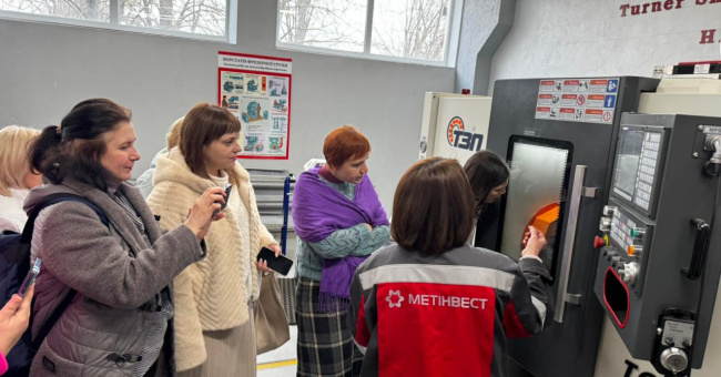 Теорія, що оживає в металі: у нашому Центрі розпочався цикл зустрічей із освітянами Кривого Рогу